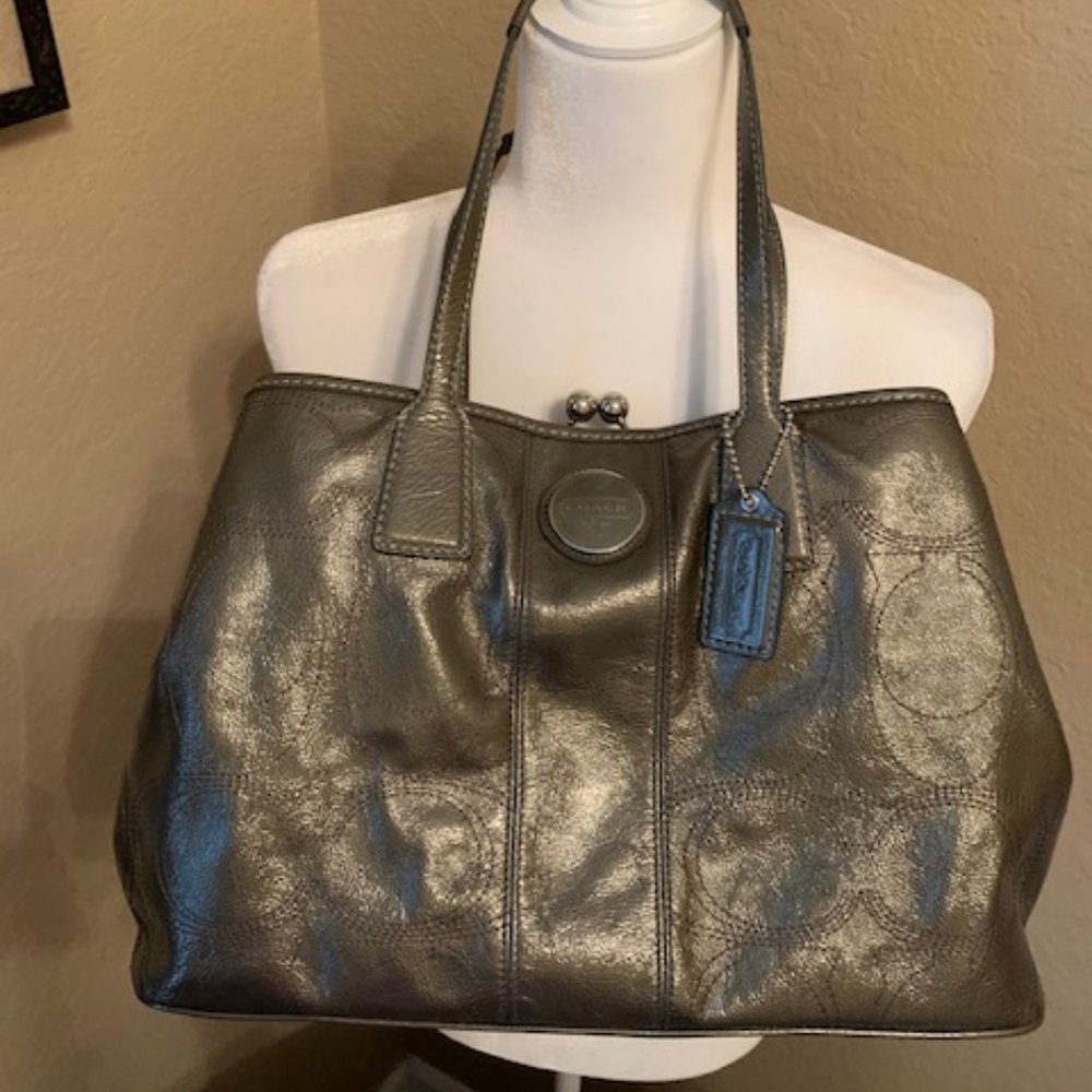 Coach shoulder bag- Gray/Silver Patent-
